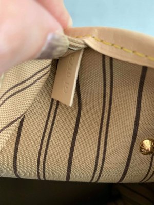 Louis Vuitton Neverfull MM Monogram Canvas