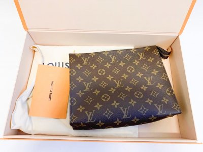 Louis Vuitton Toiletry 26 Monogram Canvas