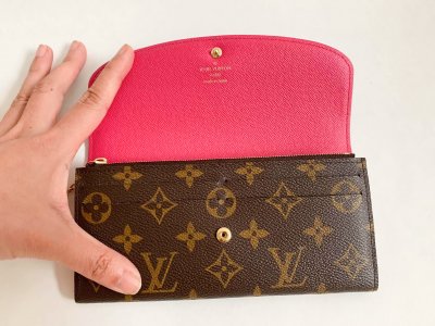 Louis Vuitton Emilie Flow Wallet