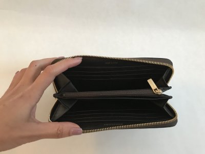 Burberry Zippy Wallet