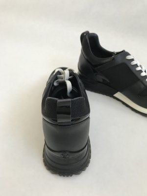 Louis Vuitton Sneakers Black Size 38