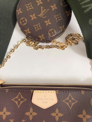 Louis Vuitton Multi Pochette Accessories