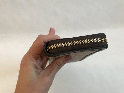 Burberry Zippy Wallet