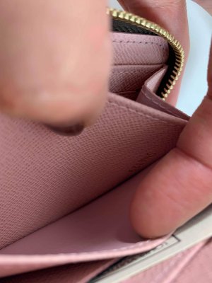 Louis Vuitton Zippy Coin Purse