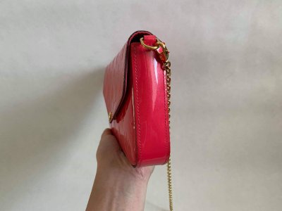 Louis Vuitton Pochette Felicie Vernice Leather
