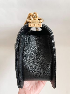 Chanel Boy Medium 10 Black Caviar GHW