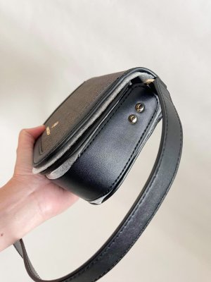 Michael Kors Mini Crossbody bag.