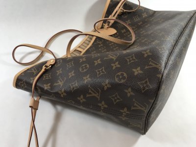 Louis Vuitton Neverfull MM Monogram Canvas