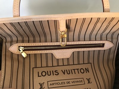 Louis Vuitton Neverfull MM Monogram