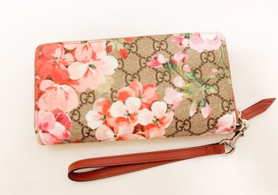 Gucci Blosom Zippy Wallet