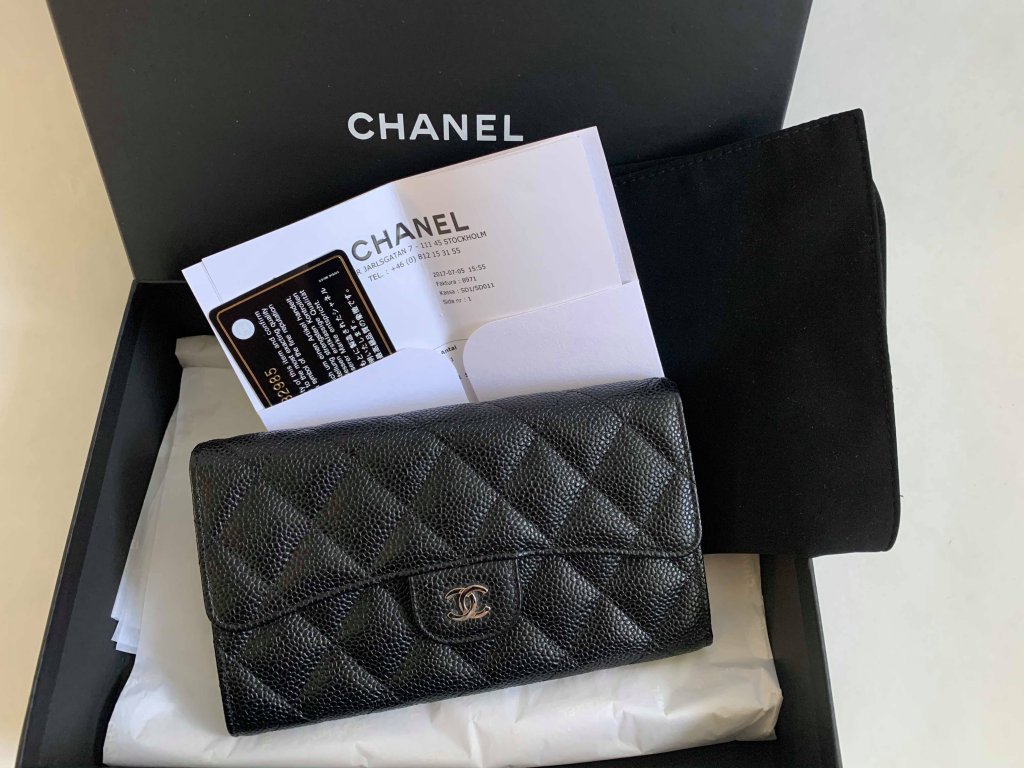 Chanel Long Wallet Trifolded in Black Caviar SHW