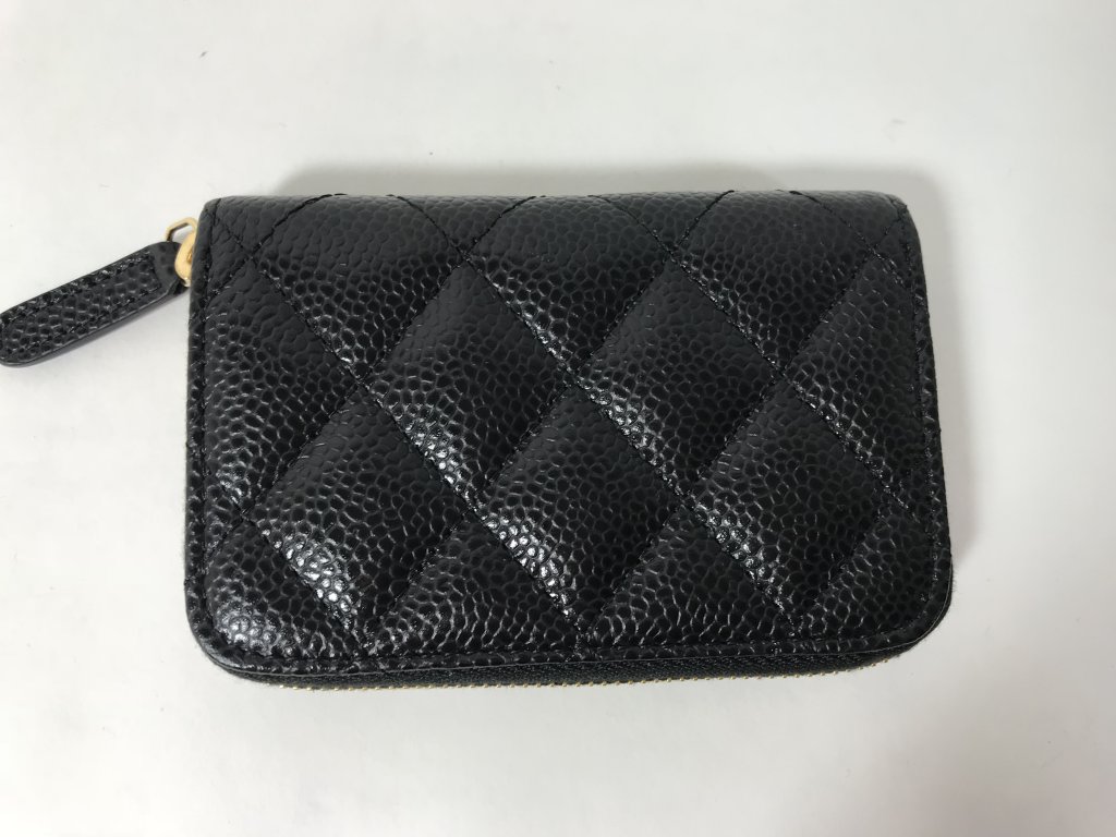 Chanel Coin Zippy Coin Purse - www.bagssaleusa.com/product-category/scarves/