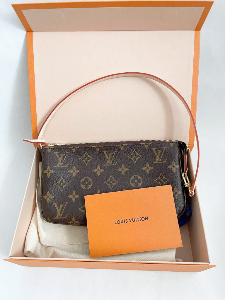 Louis Vuitton Pochette Accessoires - Bags 