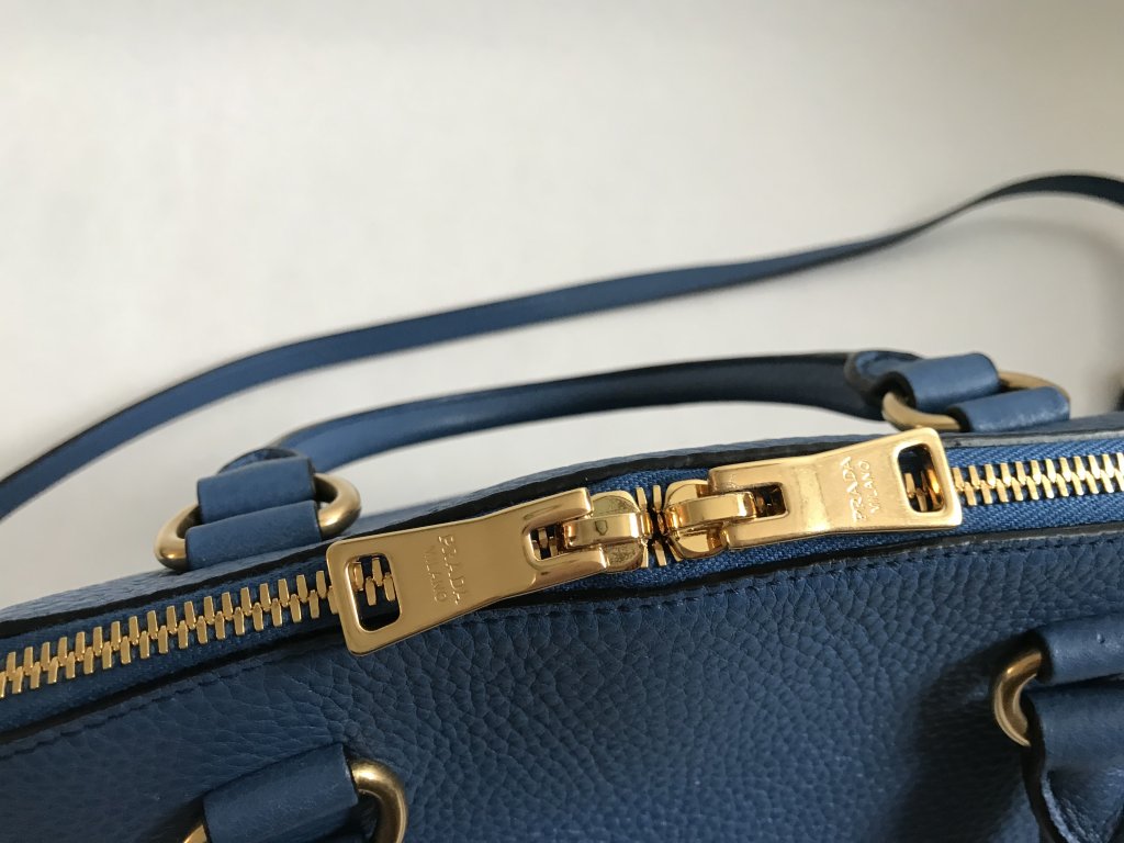 Prada Alma Leather Handbag in Blue Cobolt - 0
